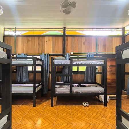 Hostel Casa De Las Palmas Tours Leticia Eksteriør bilde