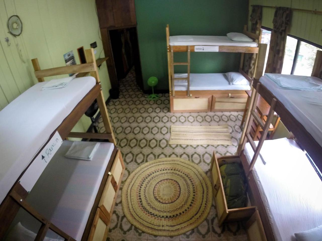 Hostel Casa De Las Palmas Tours Leticia Eksteriør bilde